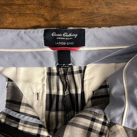 Lands’ End Women’s Plaid Cropped Pants, Size 12. - Picture 3 of 12